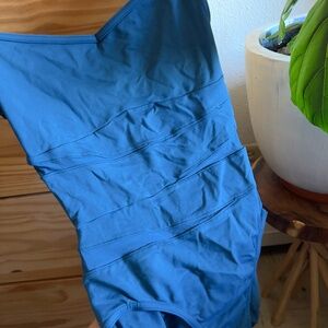 Unique Bloch mesh inserts teal leotard - small